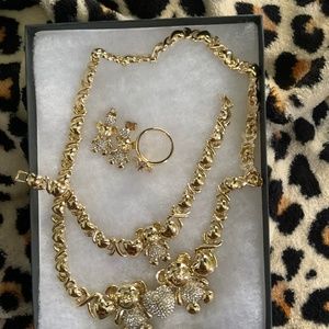 Necklace sets